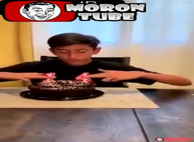Video :The most worst birthday party ever (fail)